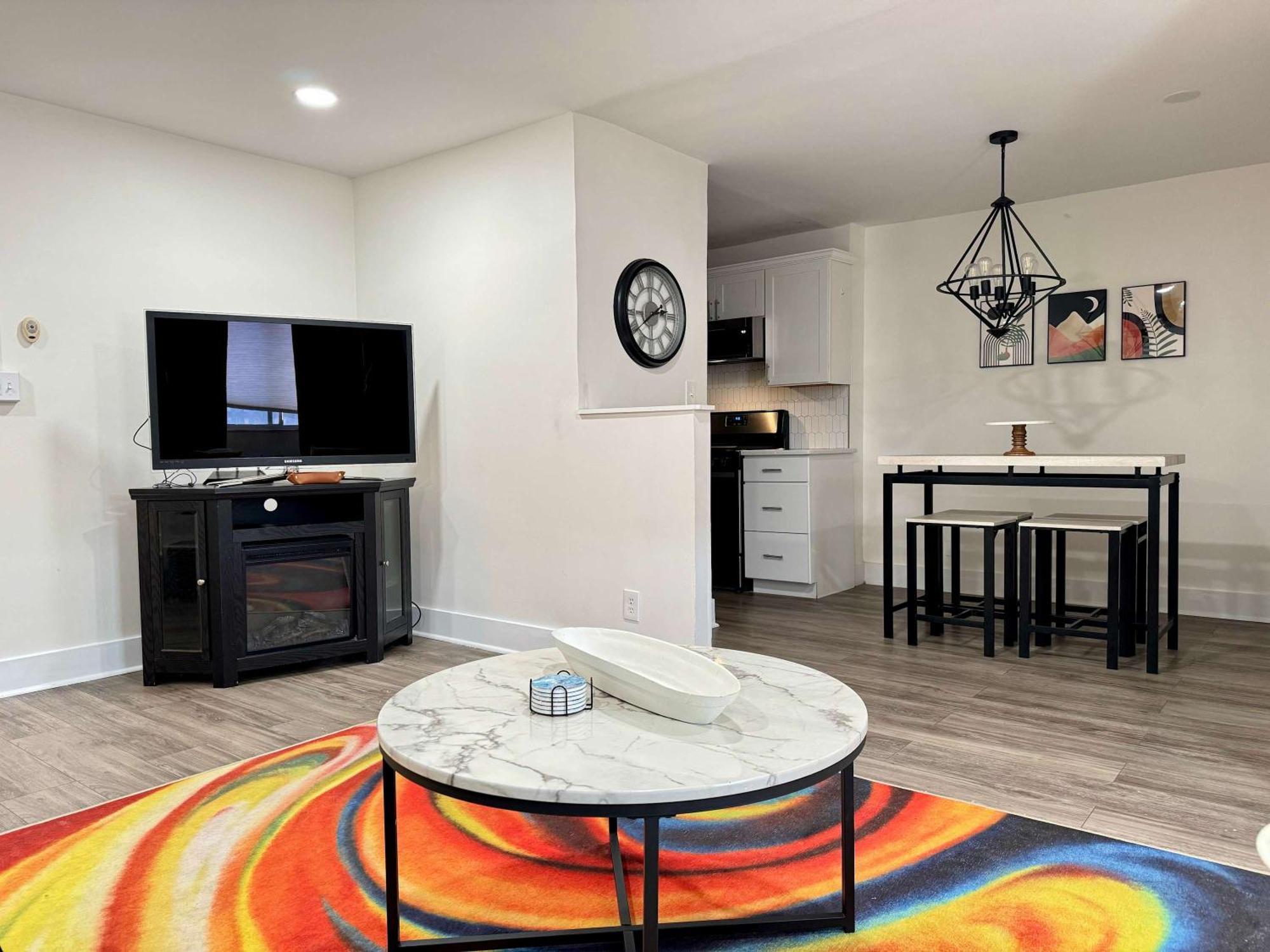2B1B Modern Downtown Atl Condo W 1 Free Parking Lm1007 Atlanta Buitenkant foto